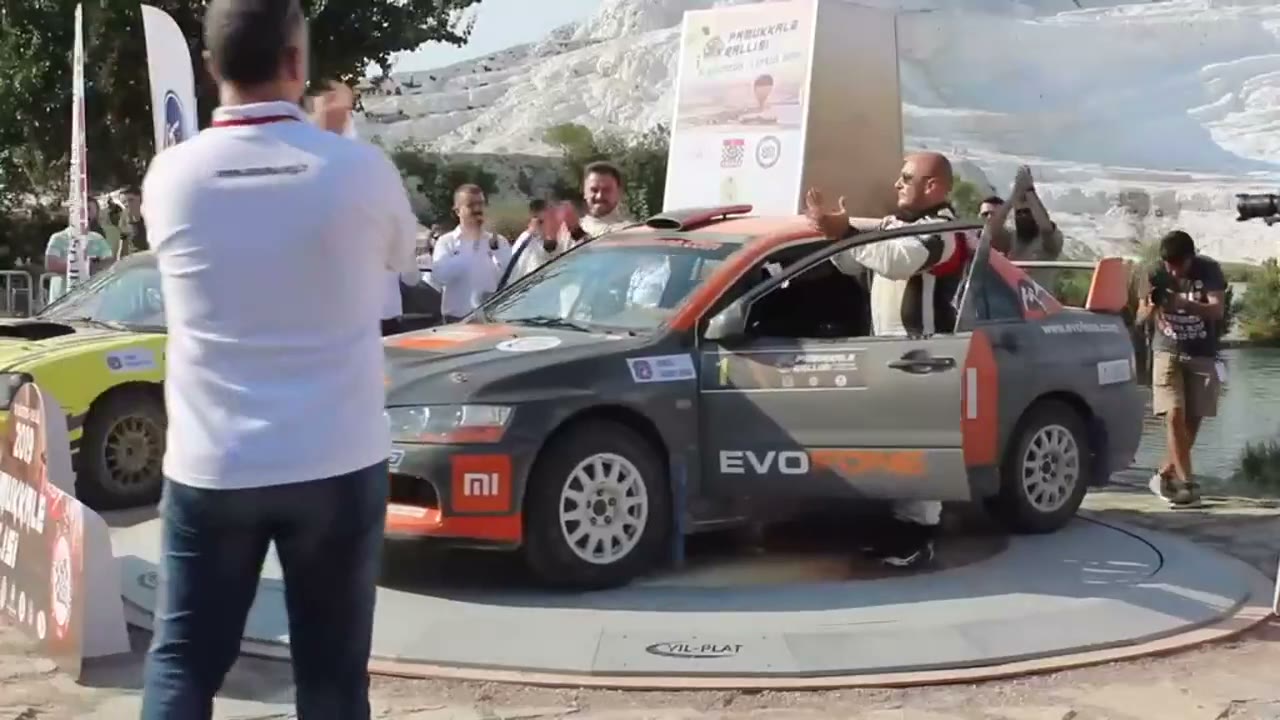 The YılPlat platform on the finish line of the Pamukkale Rally