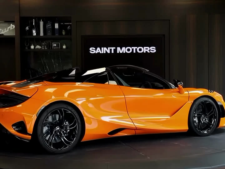 McLaren 750S Spider turning on a YılPlat, frame 3